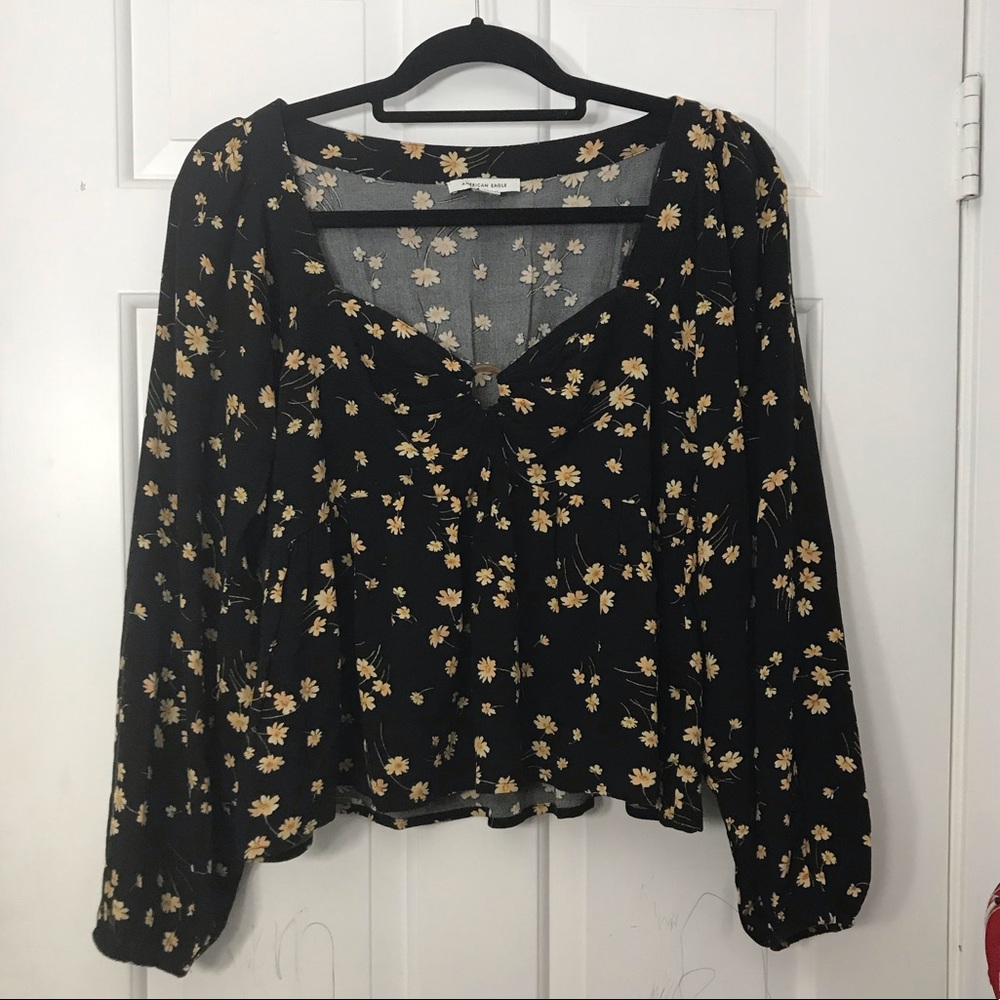 🔵American Eagle Floral Top